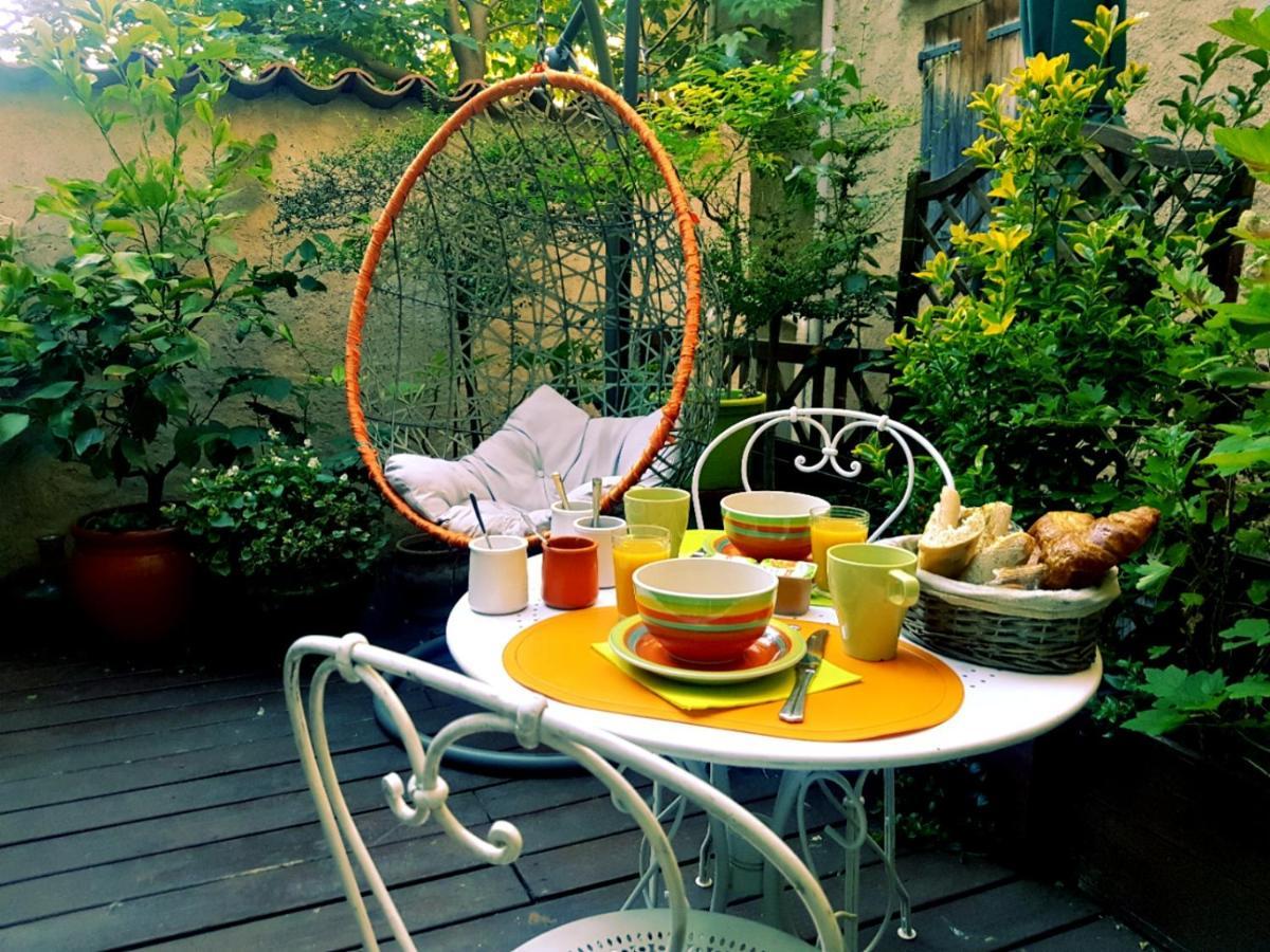 La Maison Du Bonheur Aups Esterno foto